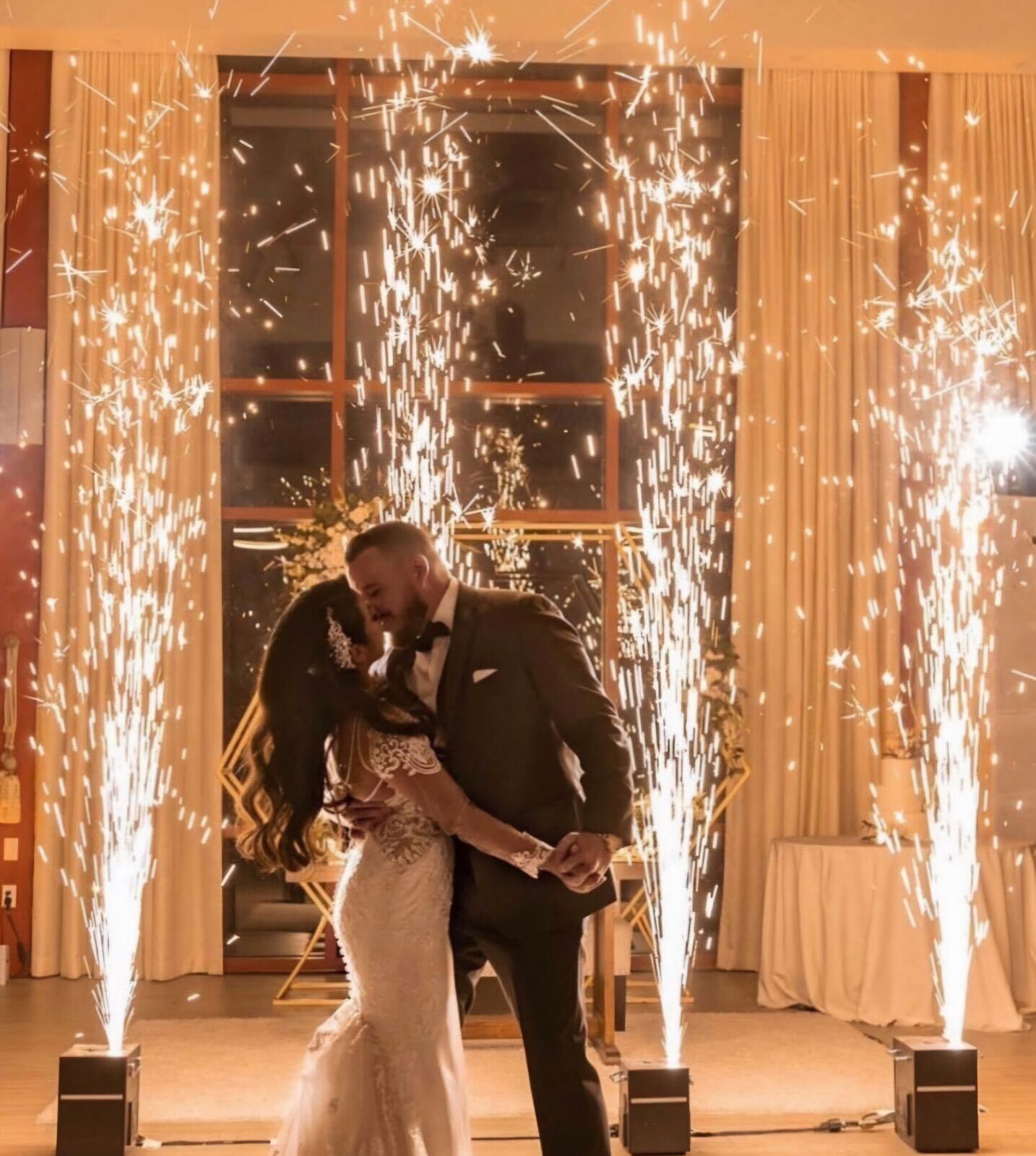https://spotlightpartyrental.com/wp-content/uploads/2024/08/Spark-Light.jpg